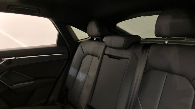 Audi Q3 40 TFSI Quattro Black Ed 5dr S Tronic [Tech Pack] Petrol Estate